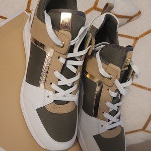 MK Georgie Trainers